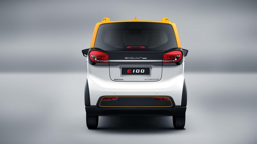  Baojun E100 2017 года  (фото 2 из 13)